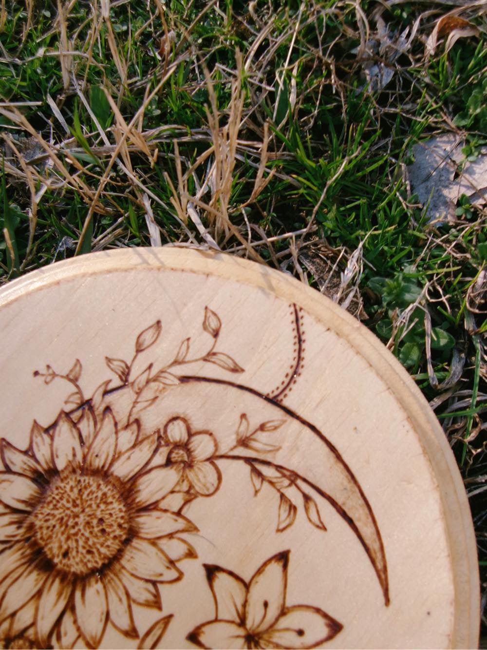 Flowered Moon round piece My Store